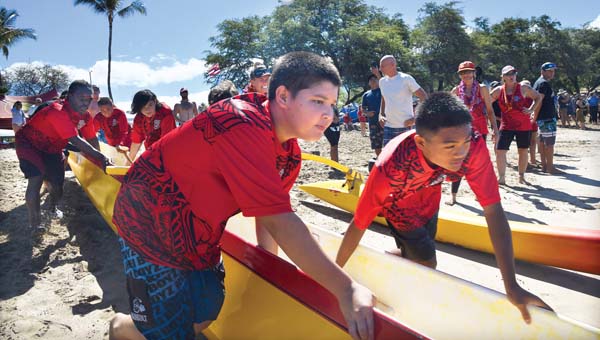 Paddlers celebrate return of summer season